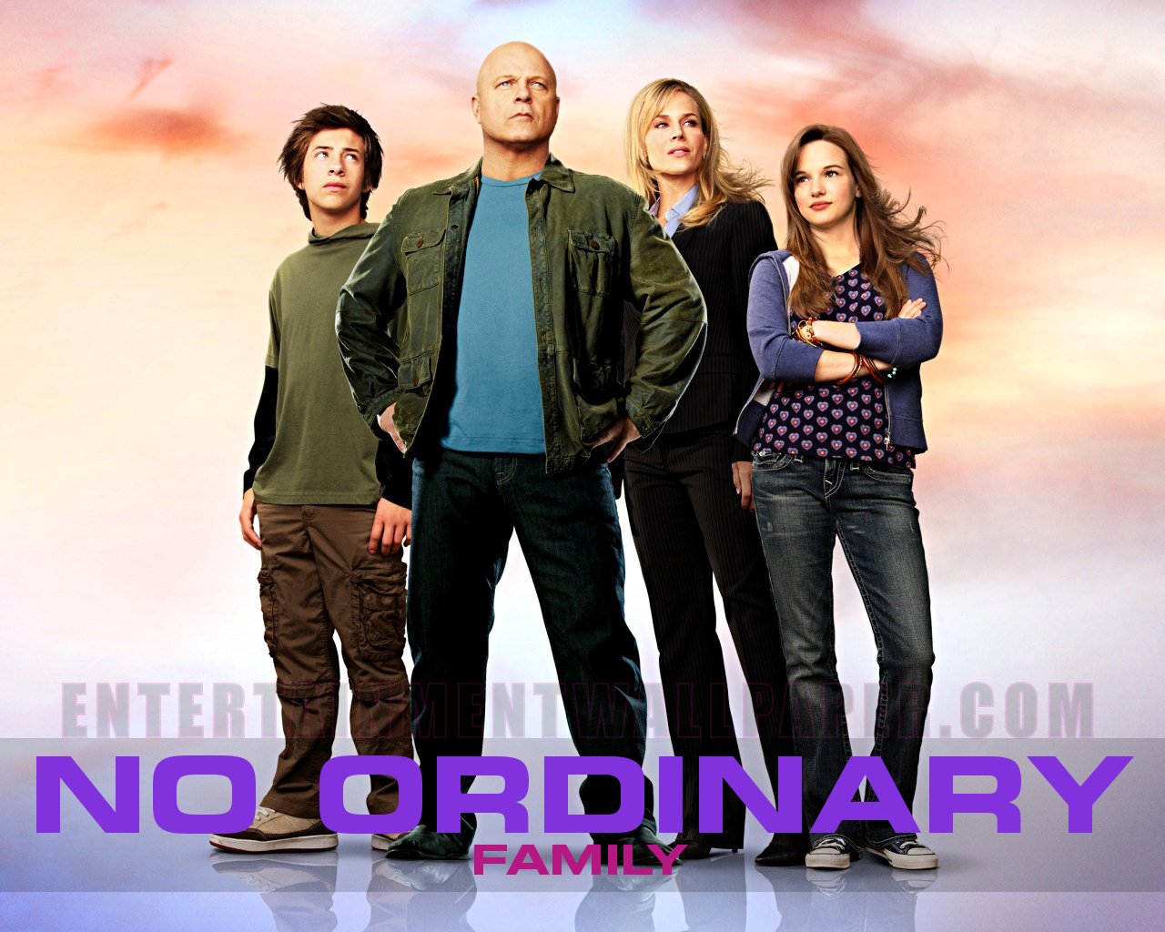 tv_no_ordinary_family03