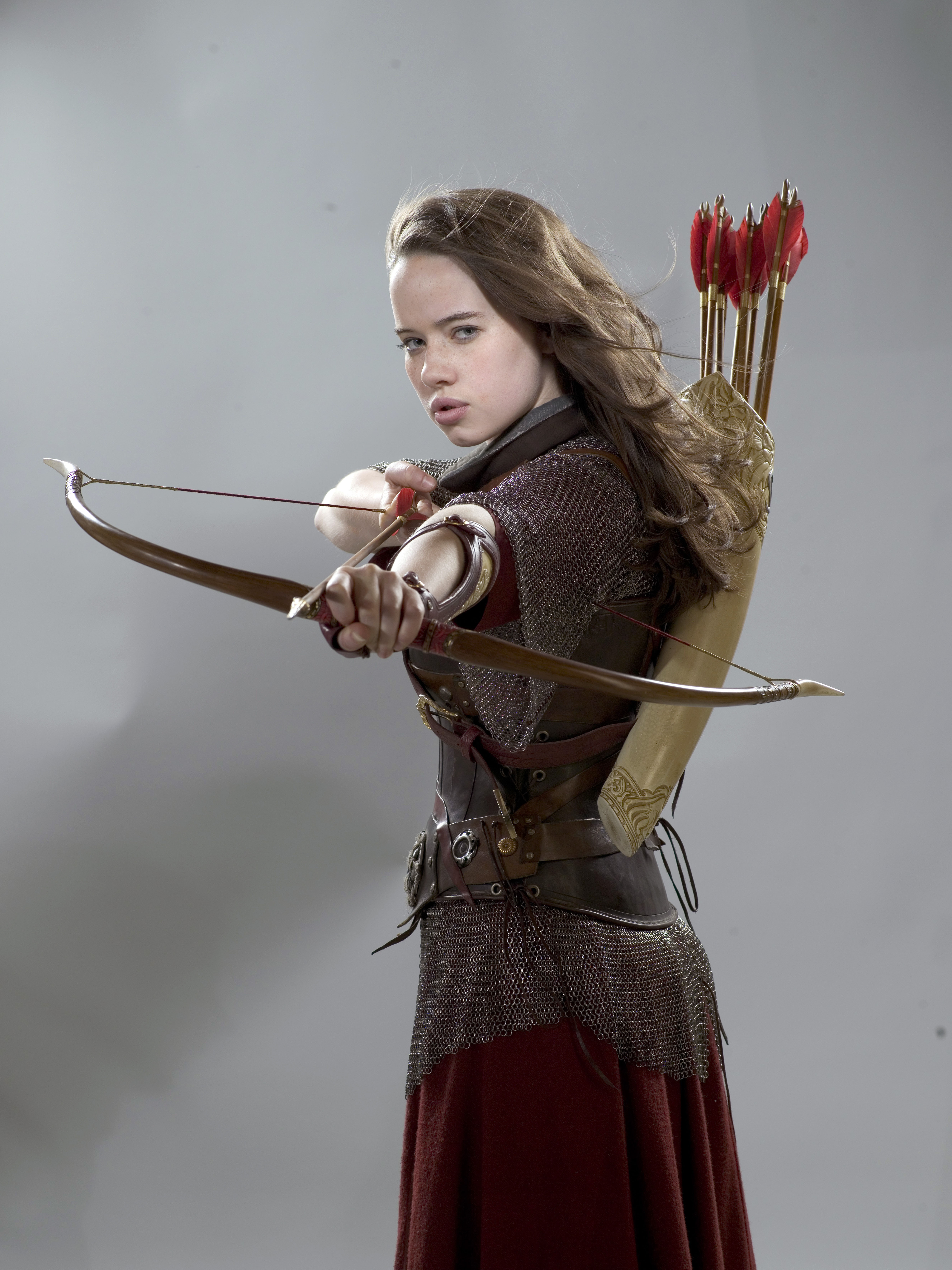 anna-popplewell_NET-chroniclesofnarnia-princecaspian_013